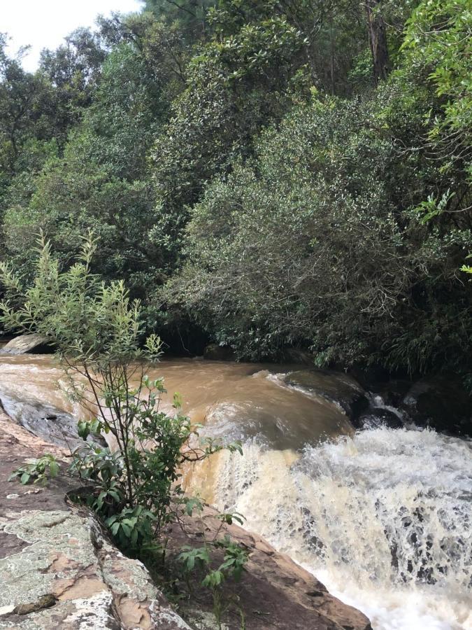 Pousada Pedra Da Mata Chales Na Montanha Munhoz ภายนอก รูปภาพ