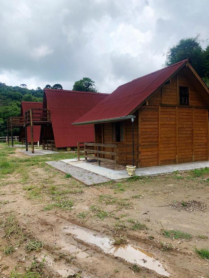 Pousada Pedra Da Mata Chales Na Montanha Munhoz ภายนอก รูปภาพ