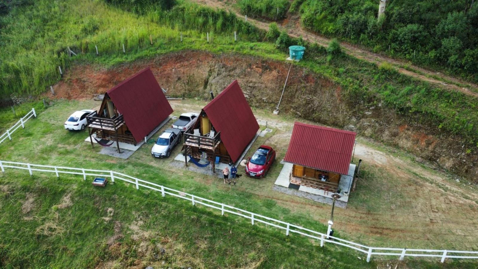 Pousada Pedra Da Mata Chales Na Montanha Munhoz ภายนอก รูปภาพ